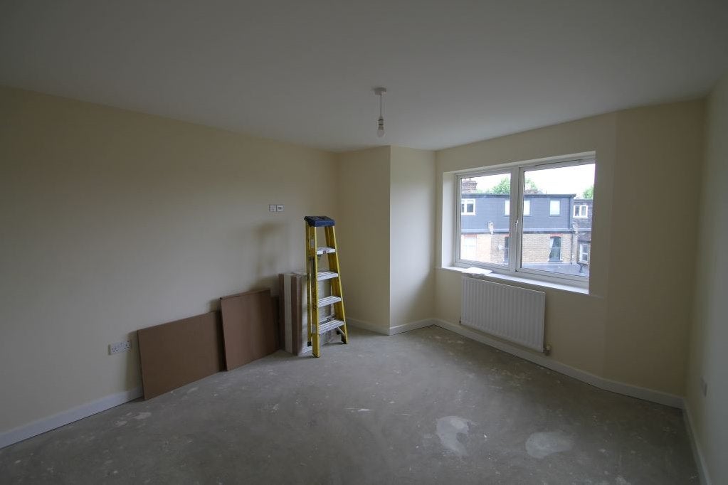 Flat Lancaster Road in Greater London