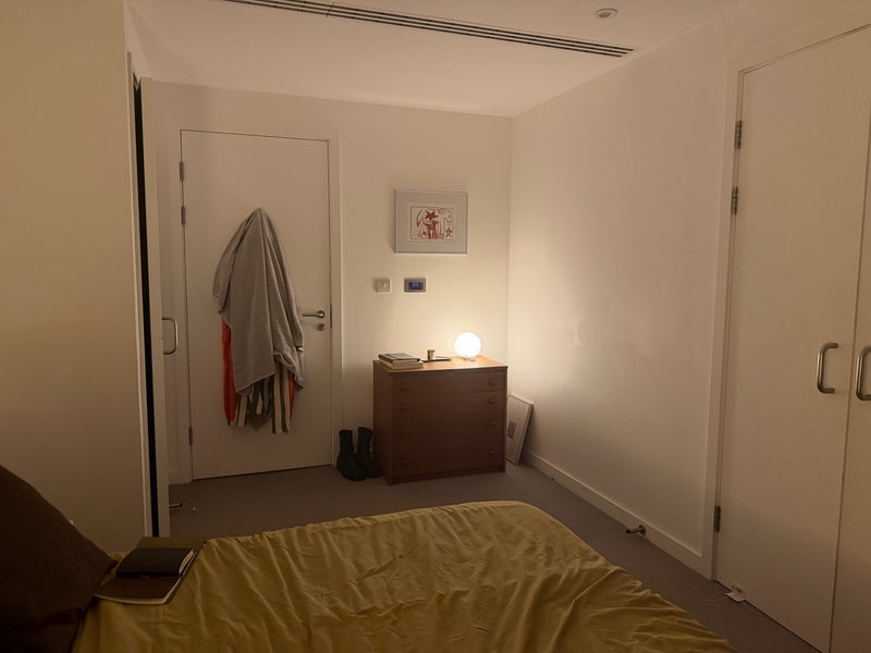 Room Wood Lane in Greater London