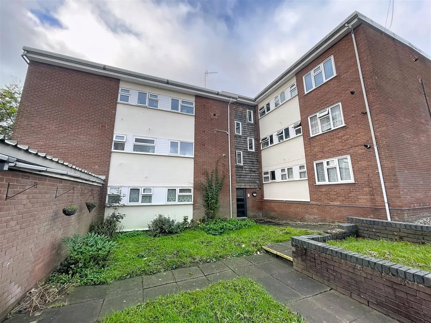 Flat Albion Street in Kenilworth