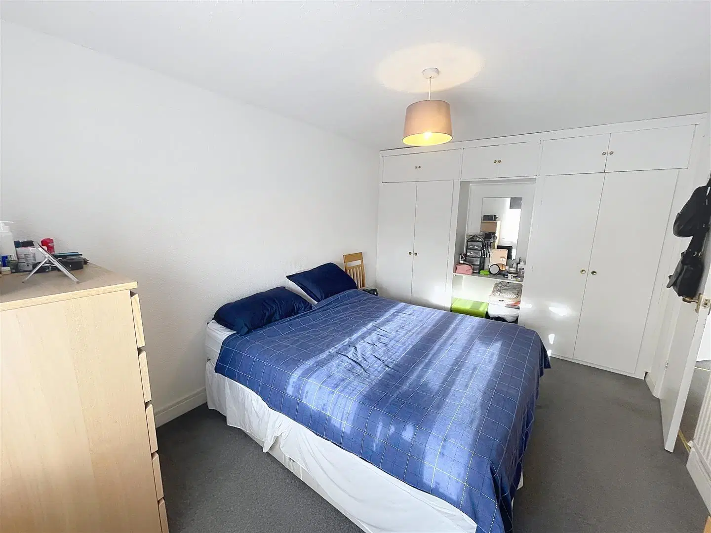 Flat Albion Street in Kenilworth