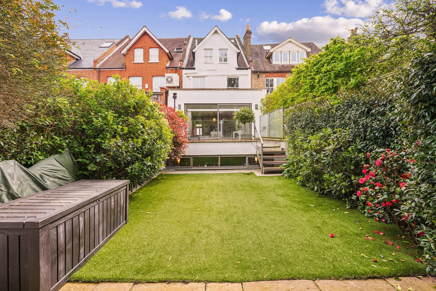 House Napier Avenue in Greater London