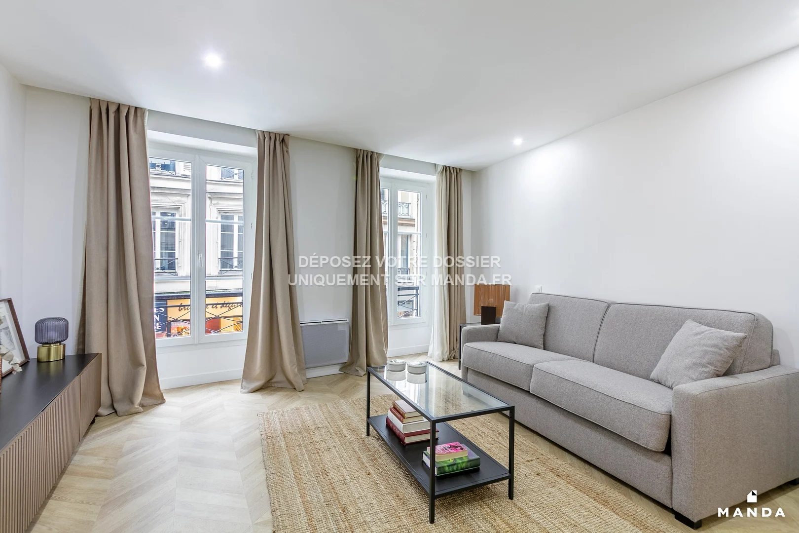 Flat Rue de Paradis in Paris