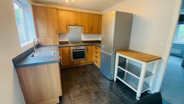 House Inchburn Crescent in Sheffield
