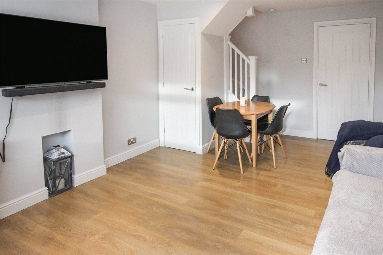 House Ullswater Close in Flitwick