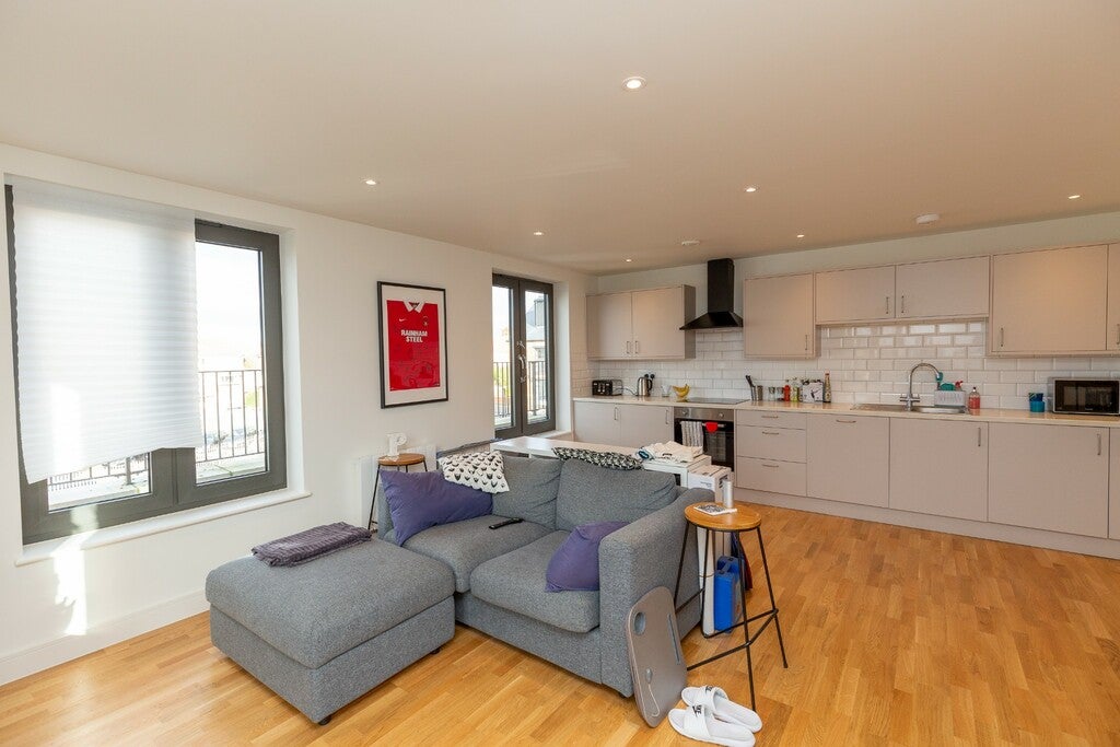 Flat Countess Road in Northampton