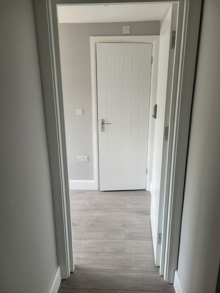 Room Wise Lane in Greater London