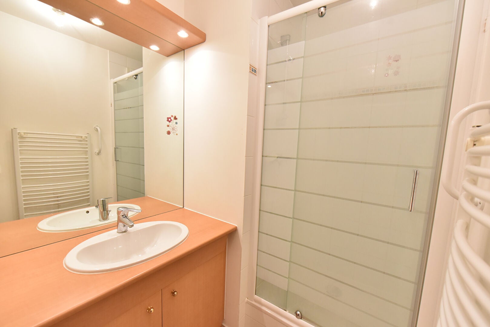 Flat Rue de la Ferme in Le Plessis-Robinson