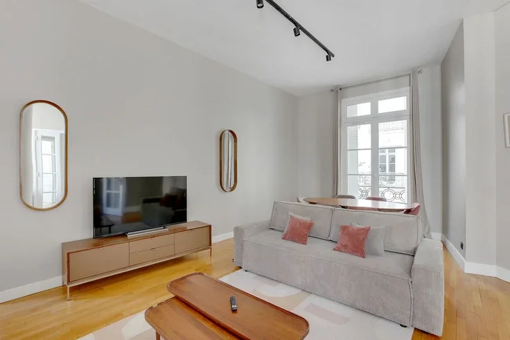 Appartement Rue de la Pompe à Paris