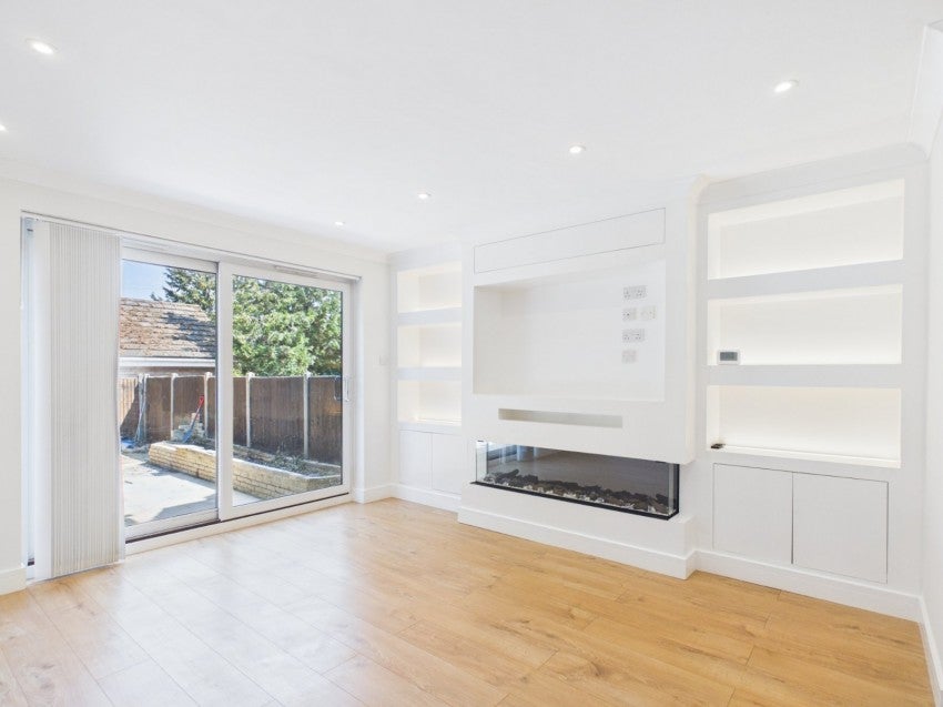 House Ouseley Road in Wraysbury