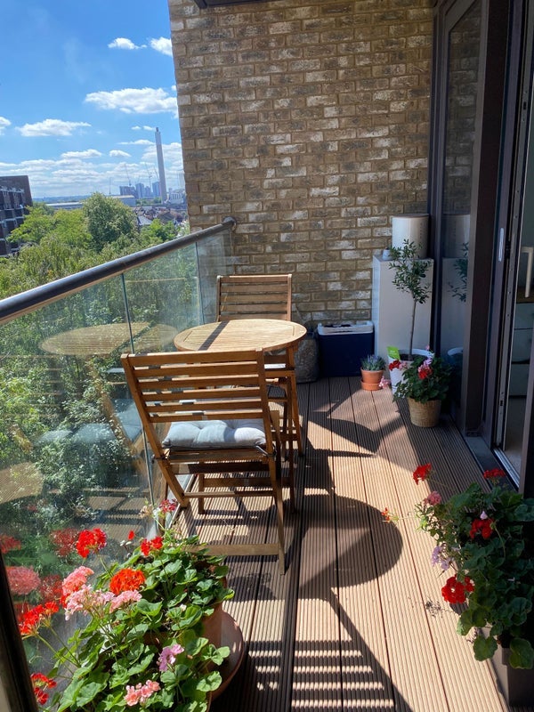Room Bailey Street in Greater London