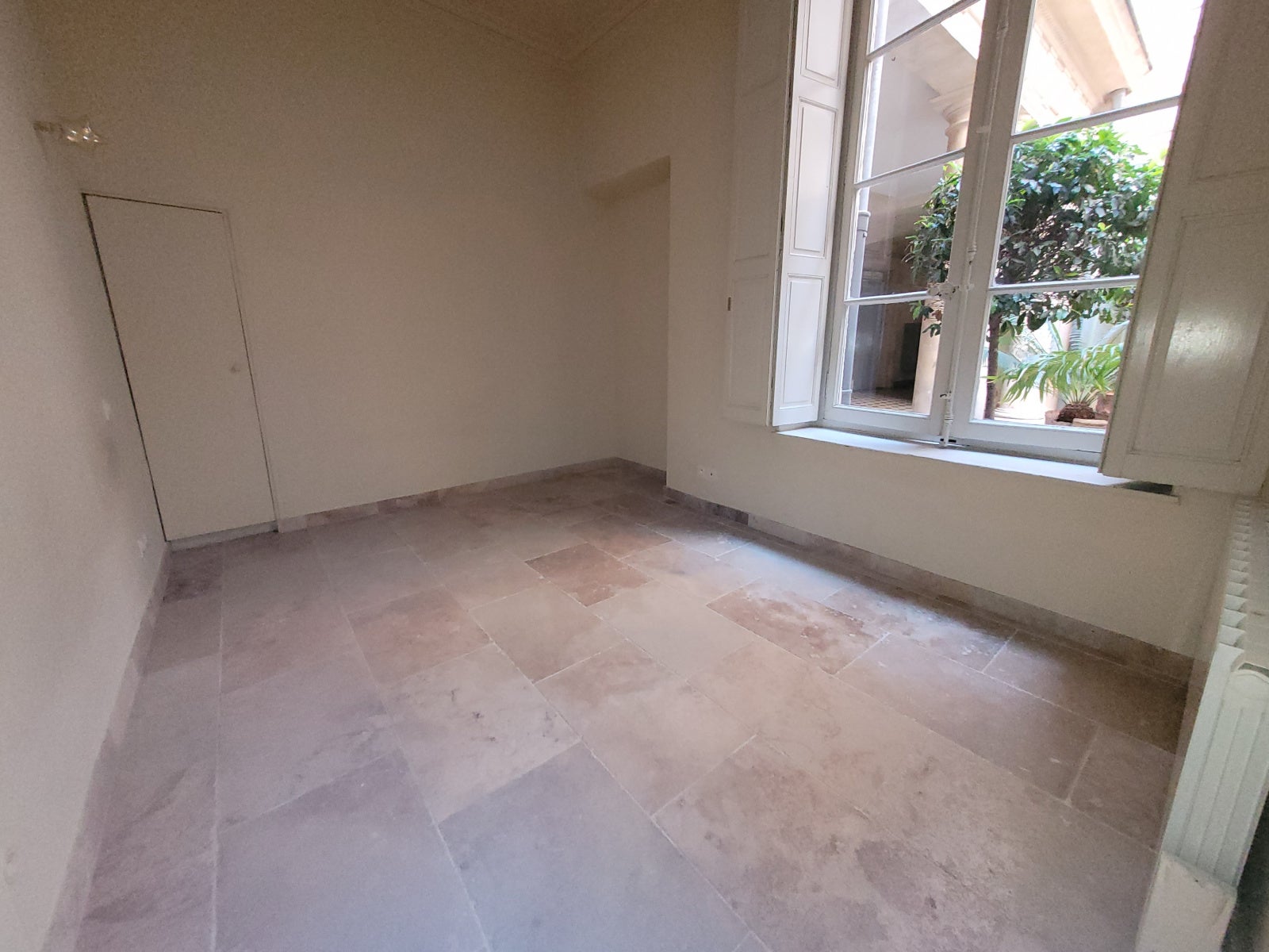 Appartement Rue Dorée à Nîmes