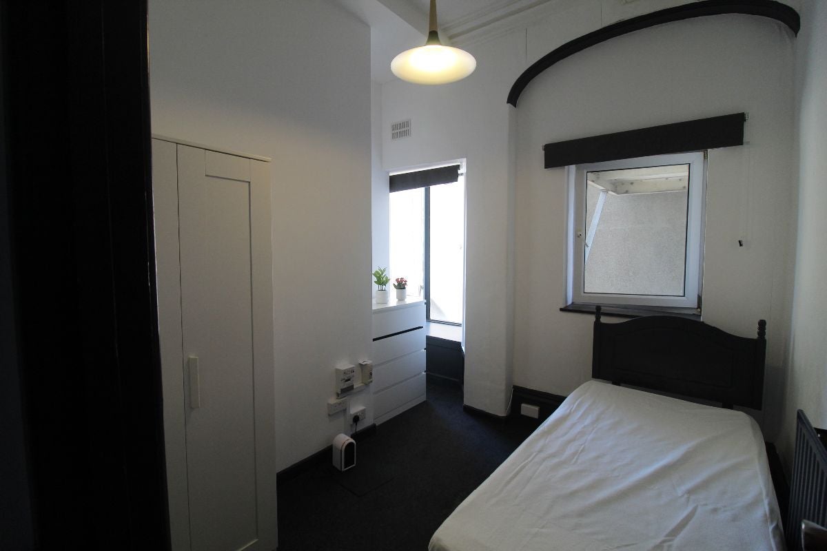 Room Greenfield Place in Weston-super-Mare
