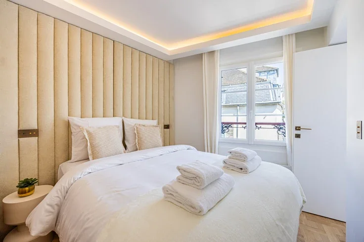 Flat Rue des Saules in Paris