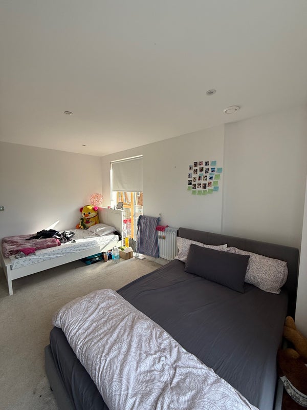 Room Wellington Street in Greater London