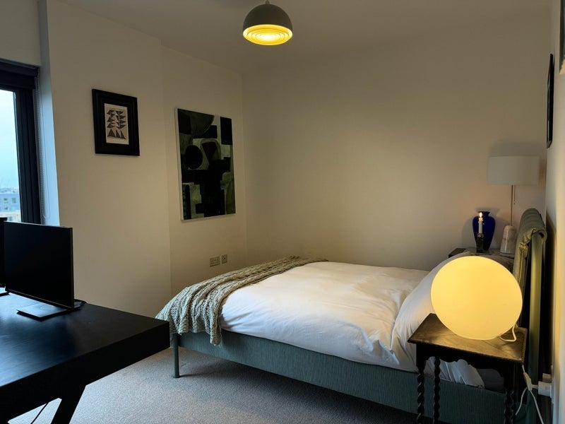 Room Stainsby Road in Greater London