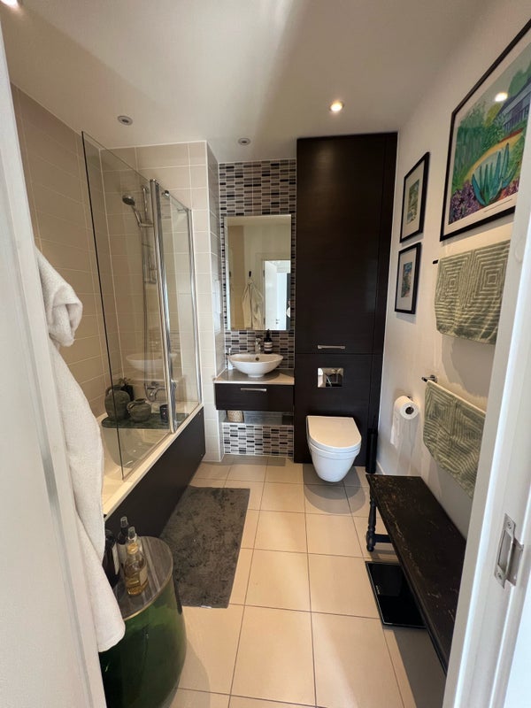 Room Stainsby Road in Greater London