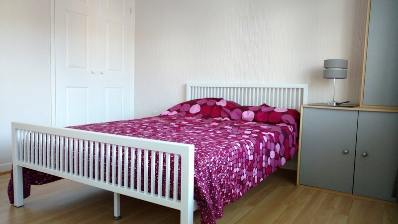 Room Brenig Close in Barry