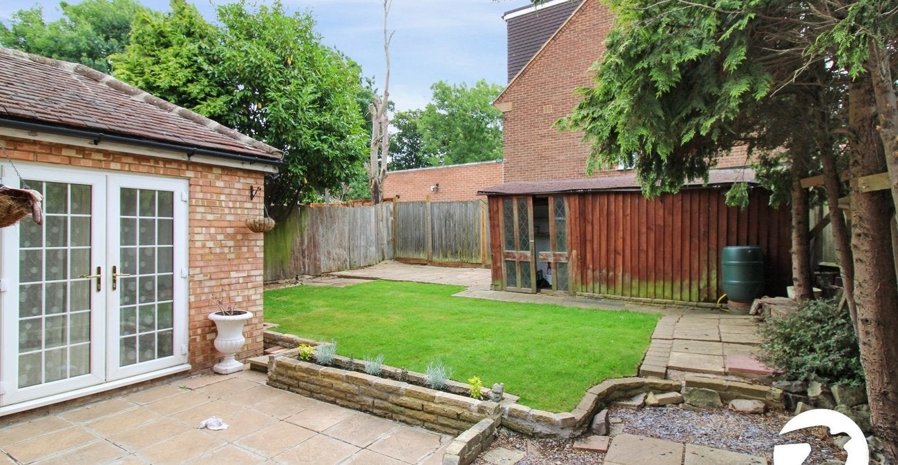 House William Barefoot Drive in Greater London