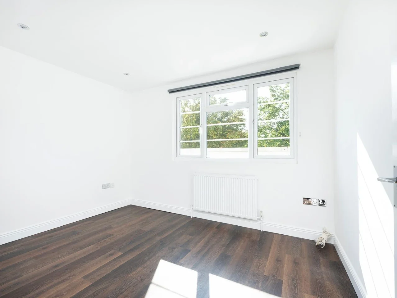 Flat Clive Road in Greater London