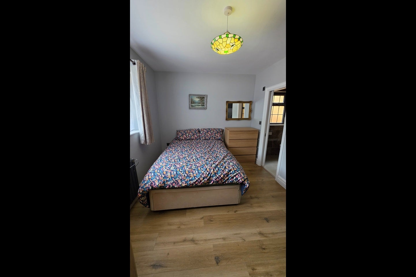 Room The Woodlands in Greater London