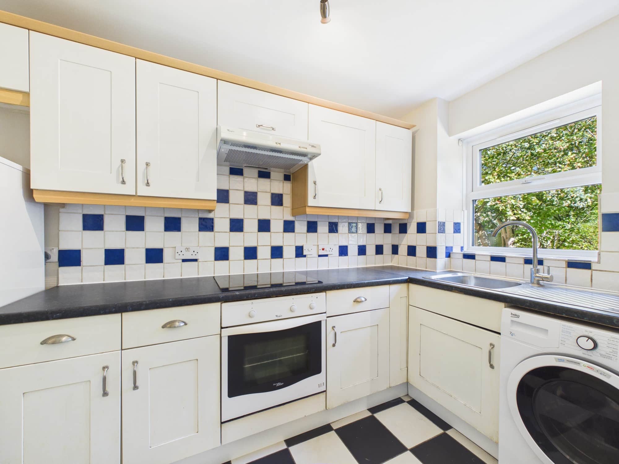 Flat Henry Doulton Drive in Greater London