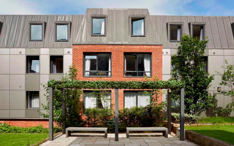 Flat Belle Vue Road in Leeds