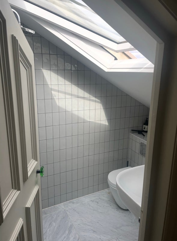Room Ickburgh Road in Greater London