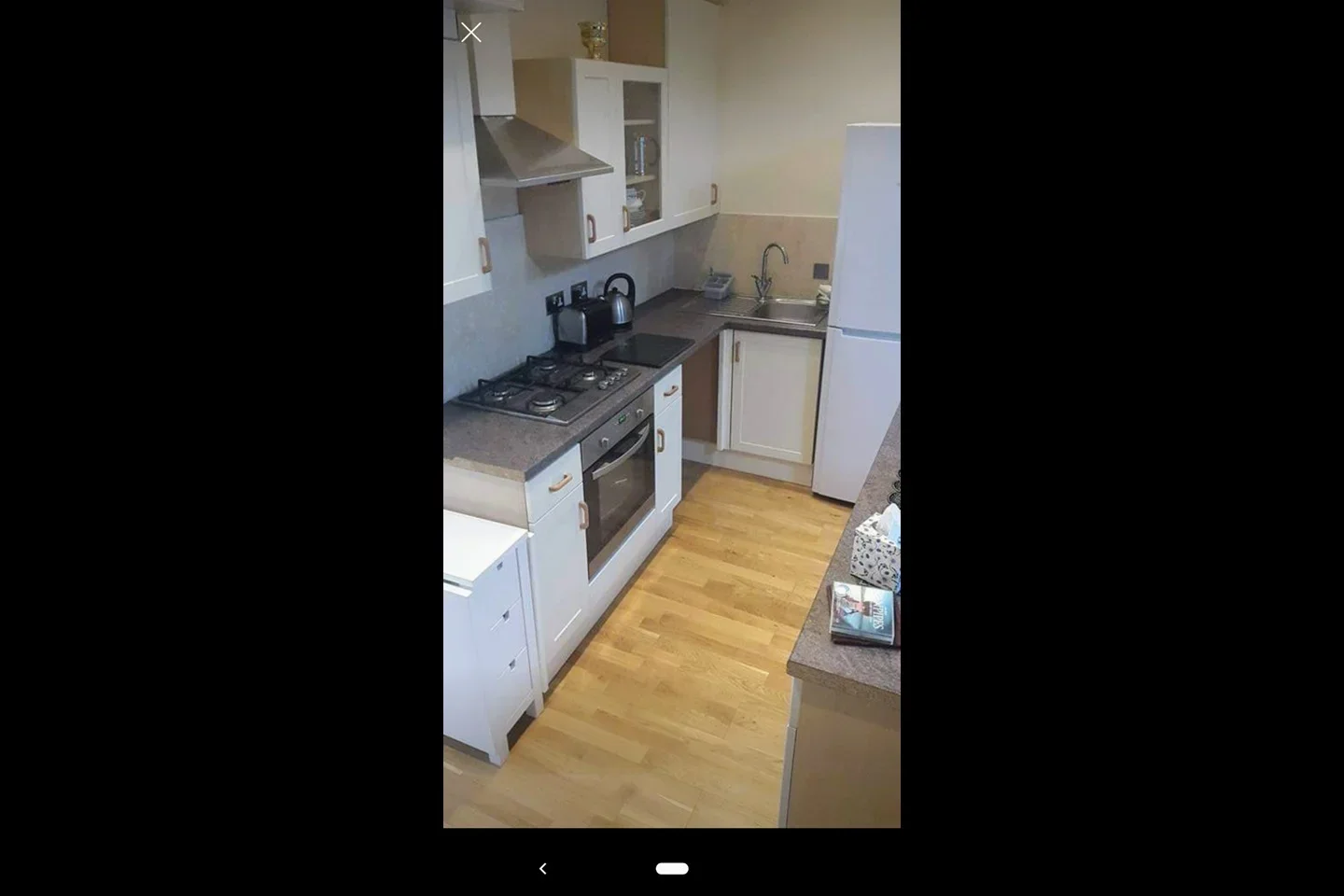 Flat Knollmead in Greater London