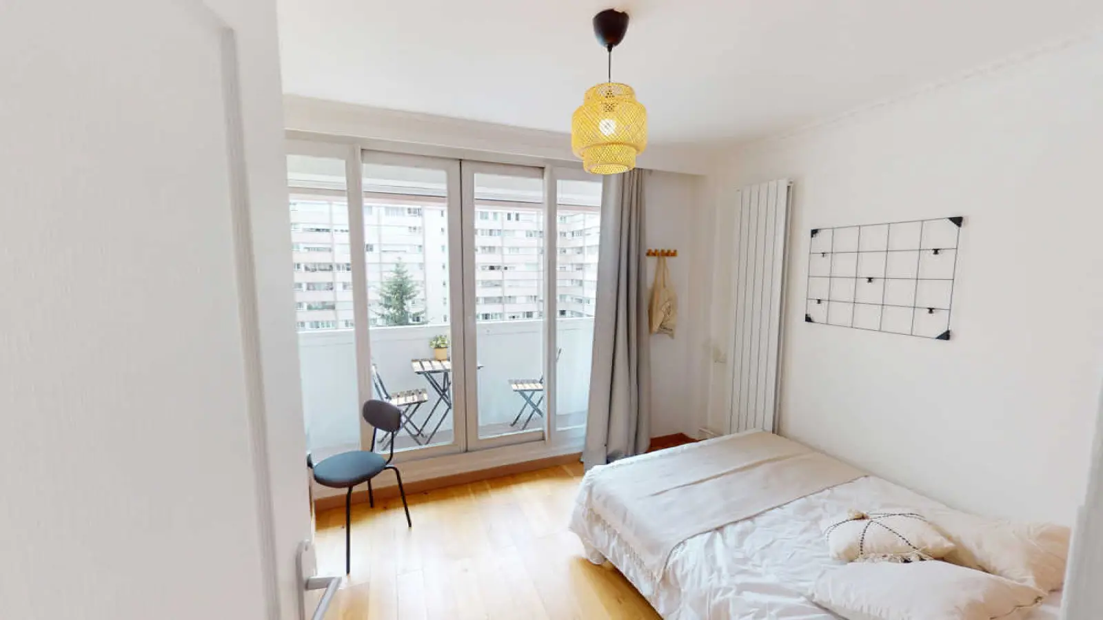 Flat Jardins Boieldieu in Puteaux