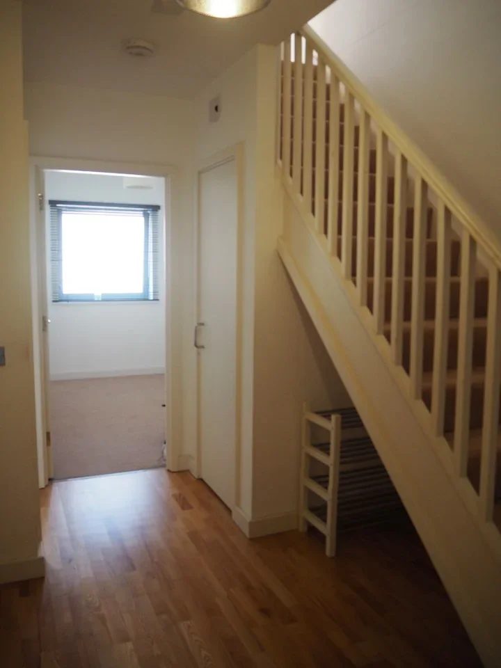 Flat Ordnance Road in Greater London