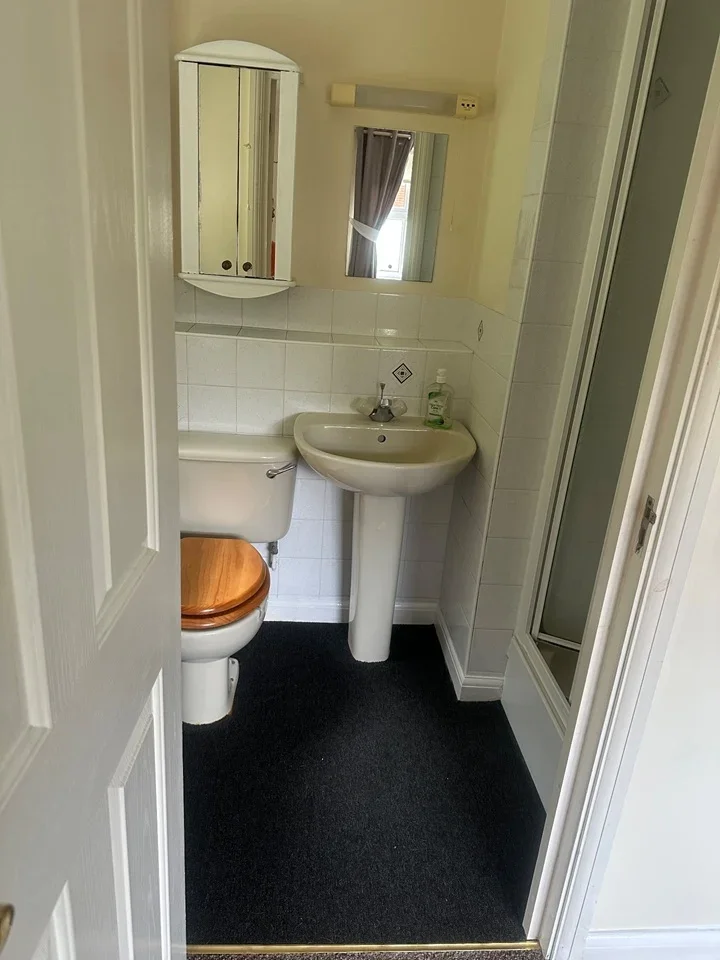 Flat Hazel Way in Reigate and Banstead