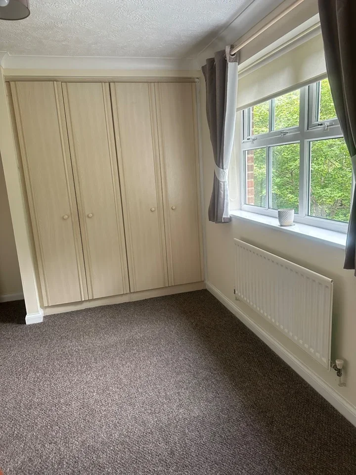 Flat Hazel Way in Reigate and Banstead