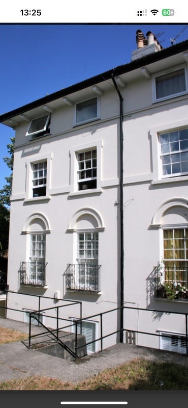 Room Glynwood Court in Greater London