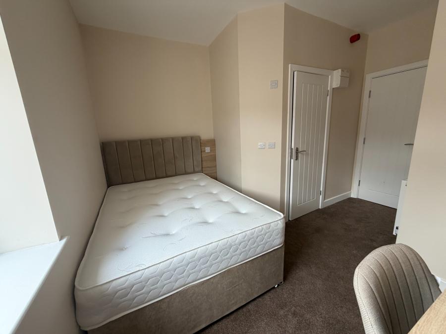 Room Claremont South Avenue in Gateshead