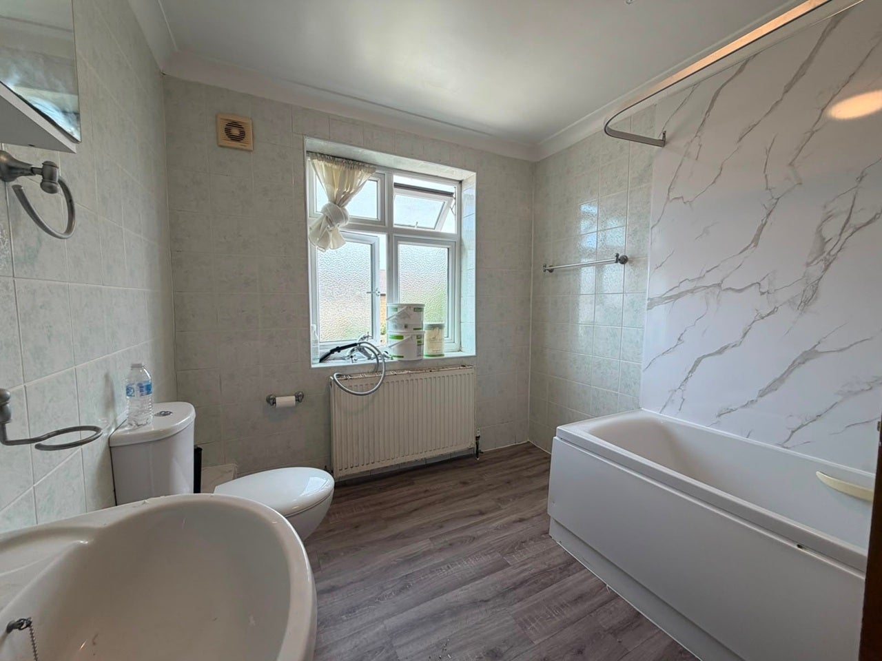Flat Wellwood Road in Greater London