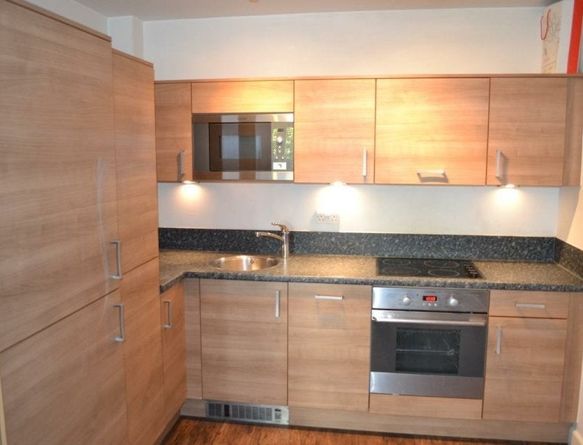 Flat Park Lodge Avenue in Greater London