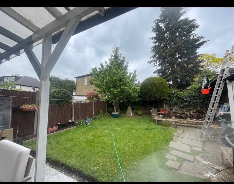 Room Wentworth Close in Greater London