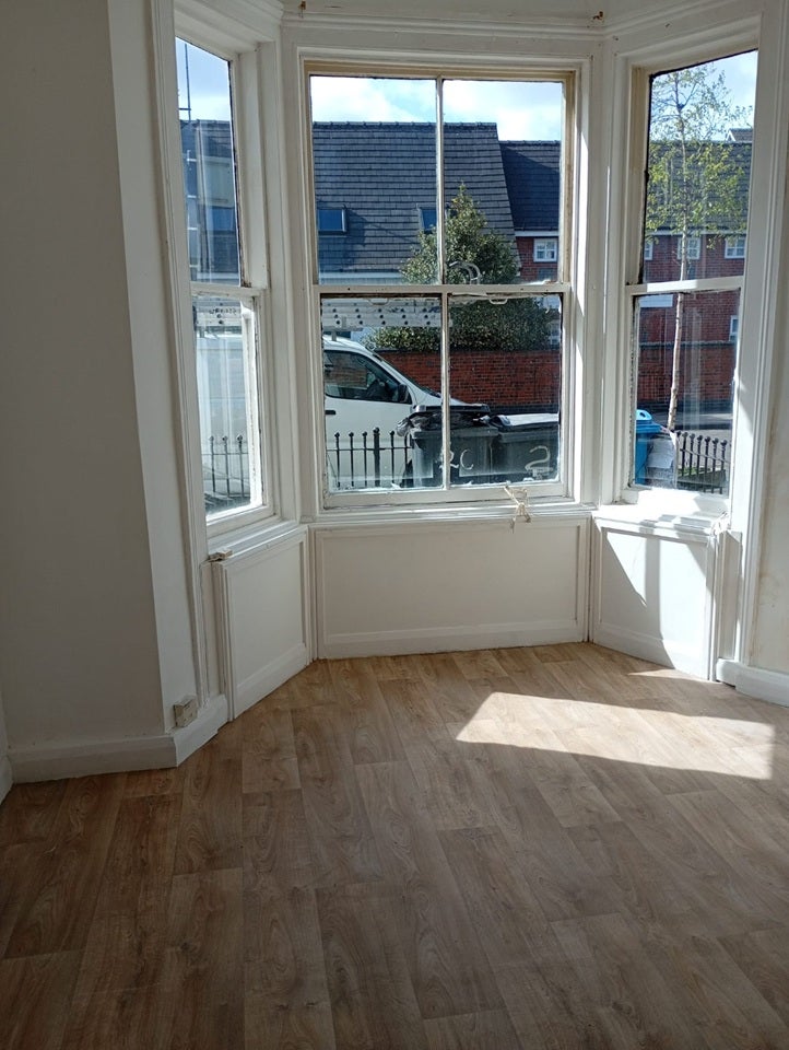 Flat Coltman Street in Hull