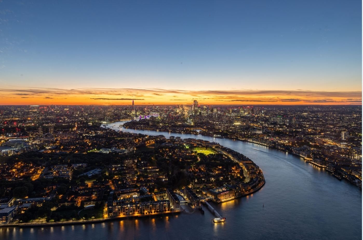 Flat Biscayne Avenue in Greater London