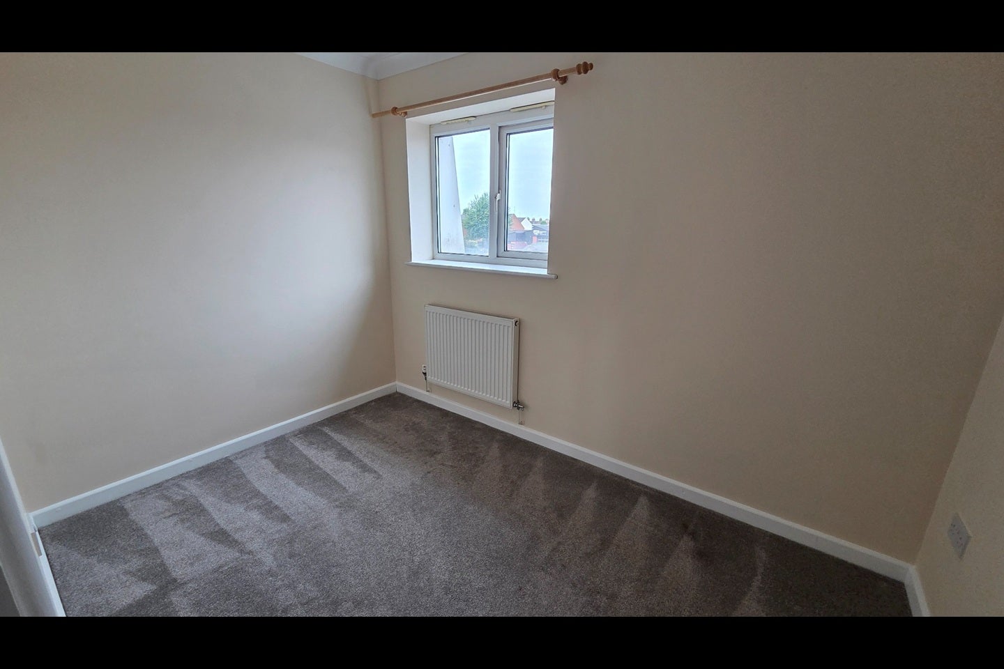 Flat Duke Street in Burton Latimer