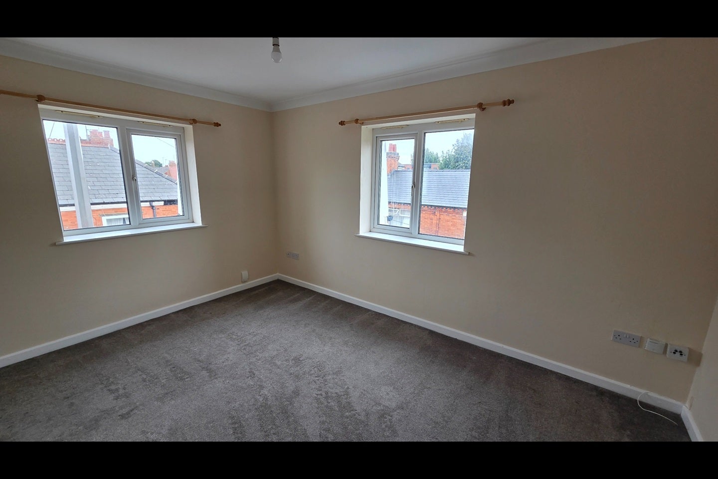 Flat Duke Street in Burton Latimer
