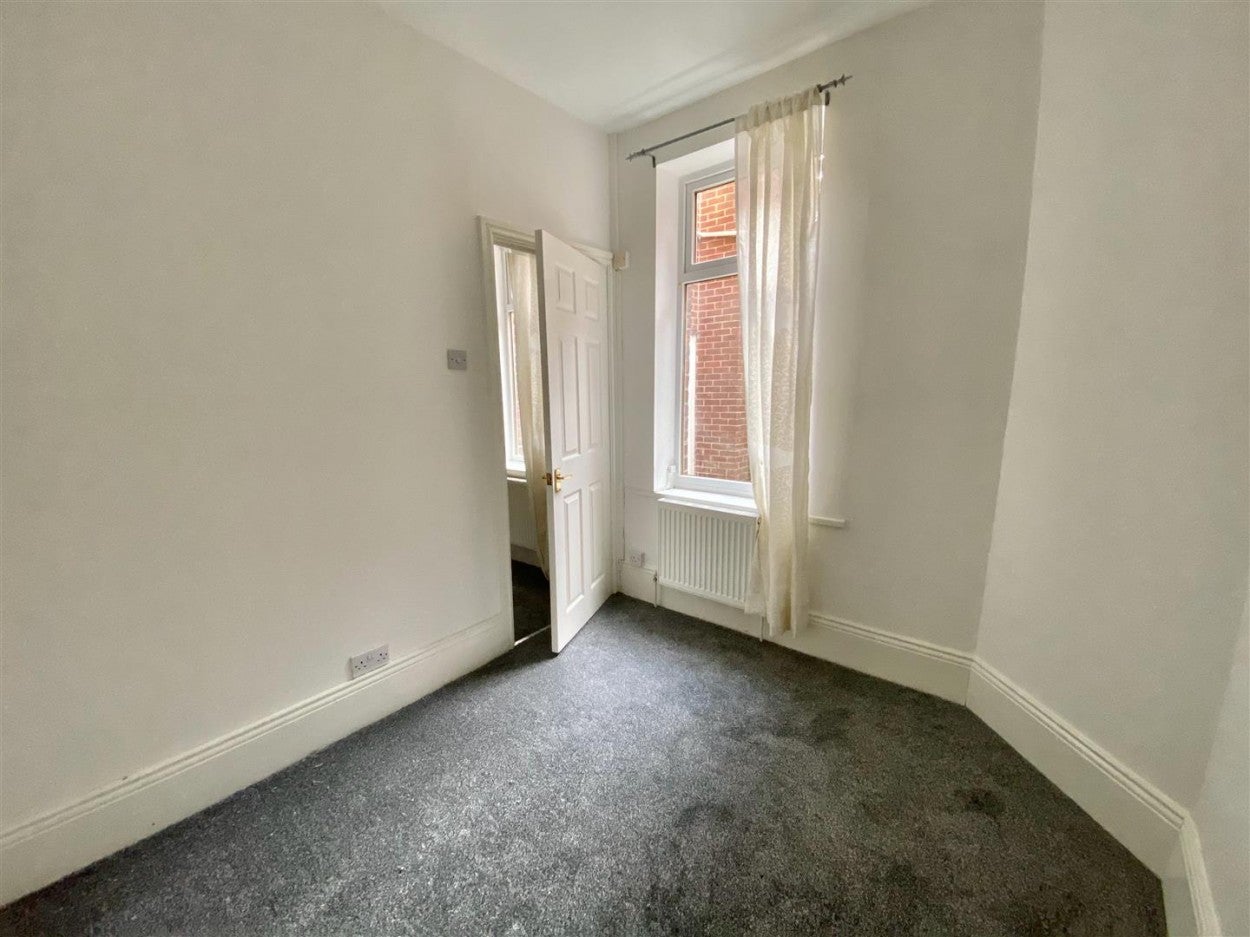 Flat Hillfield Street in Gateshead