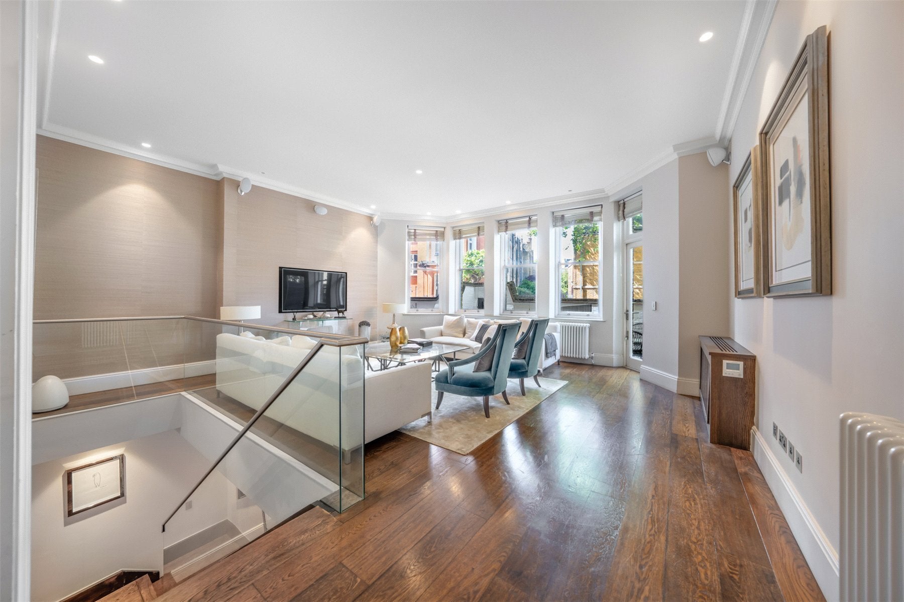 Flat Cadogan Gardens in Greater London