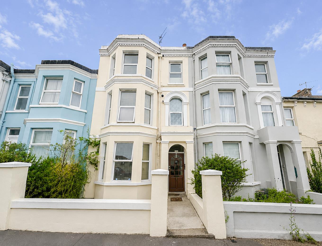 Flat Ashburnham Road in St Leonards
