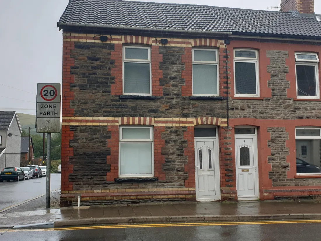 House Coed-y-Brain Road in Llanbradach and Pwllypant