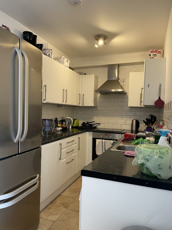 Room Orchid Street in Greater London