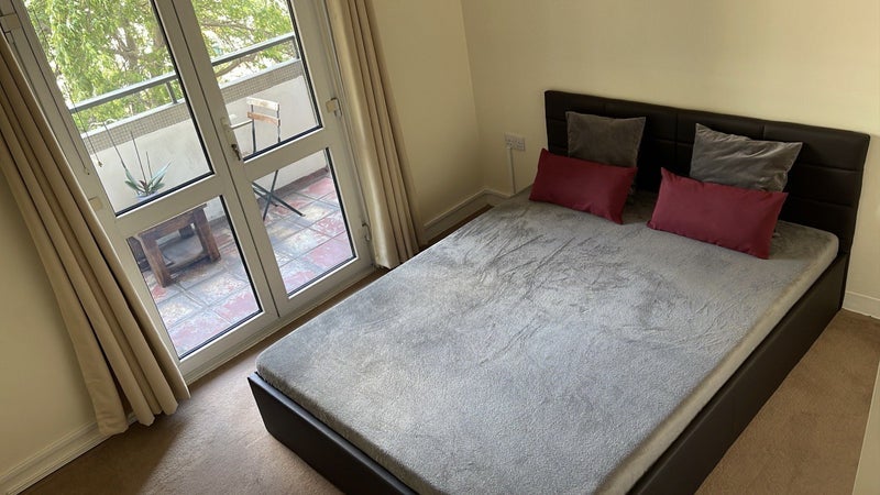 Room Upper Marsh in Greater London