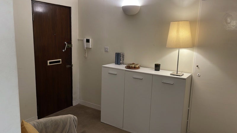 Room Upper Marsh in Greater London