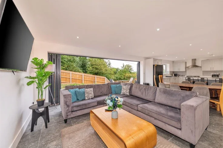 House Orchard Lane in Hanwood