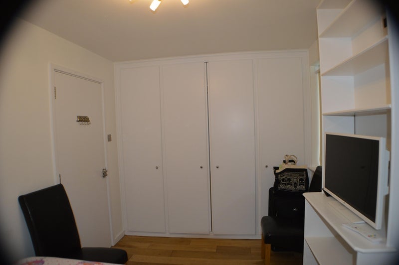 Room Barlby Road in Greater London